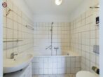 Eschweiler-Röhe, Wohnen im ehemaligen Kloster, bezugsfreies Apartment - Badezimmer