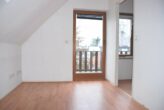 Nörvenich- Wissersheim, Dachgeschosswohnung, Fußbodenheizung, 2 Balkone, Garage - Schlafzimmer 2 mit Balkon