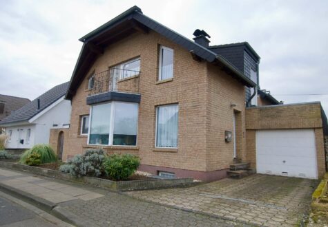 Erftstadt- Köttingen, Kapitalanlage, freistehendes Einfamilienhaus, Garten, Garage, 50374 Erftstadt-Köttingen, Einfamilienhaus